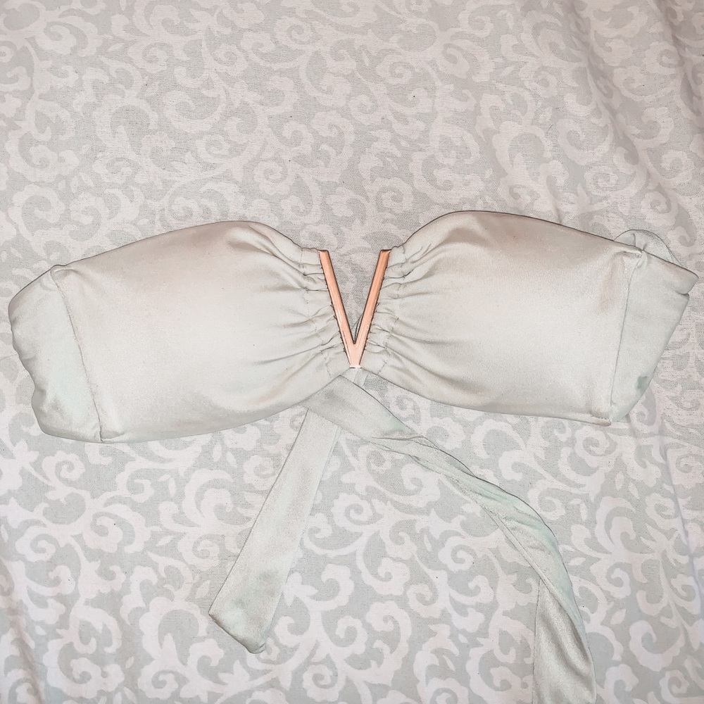 👙VICTORIA’S SECRET BIKINI TOP